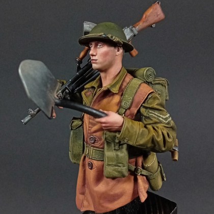 Commonwealth Bren Gunner